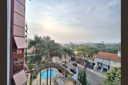 Apartamento à venda com 328m², 3 quartos e 3 vagas Apartamento à venda com 328m², 3 quartos e 3 vagasVista