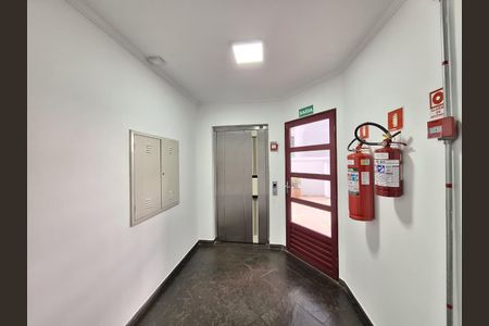 Apartamento à venda com 328m², 3 quartos e 3 vagas Apartamento à venda com 328m², 3 quartos e 3 vagasÁrea comum