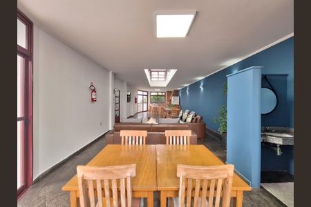 Apartamento à venda com 328m², 3 quartos e 3 vagas Apartamento à venda com 328m², 3 quartos e 3 vagasÁrea comum - Salão de festas