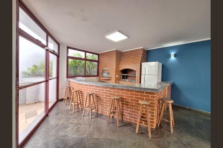 Apartamento à venda com 328m², 3 quartos e 3 vagas Apartamento à venda com 328m², 3 quartos e 3 vagasÁrea comum - Churrasqueira