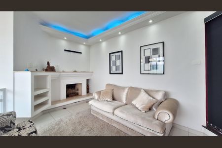 Apartamento à venda com 328m², 3 quartos e 3 vagas Apartamento à venda com 328m², 3 quartos e 3 vagasÁrea gourmet