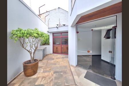 Apartamento à venda com 328m², 3 quartos e 3 vagas Apartamento à venda com 328m², 3 quartos e 3 vagasÁrea comum