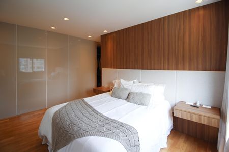 Apartamento à venda com 161m², 3 quartos e 3 vagas Apartamento à venda com 161m², 3 quartos e 3 vagasSuíte 1