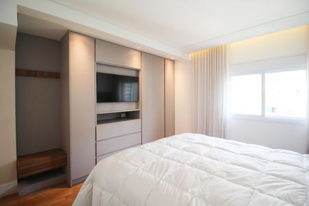 Apartamento à venda com 161m², 3 quartos e 3 vagas Apartamento à venda com 161m², 3 quartos e 3 vagasSuíte 2