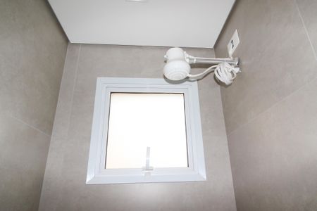 Apartamento à venda com 161m², 3 quartos e 3 vagas Apartamento à venda com 161m², 3 quartos e 3 vagasBanheiro de Serviço