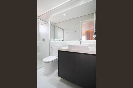 Apartamento à venda com 161m², 3 quartos e 3 vagas Apartamento à venda com 161m², 3 quartos e 3 vagasBanheiro da Suíte 2