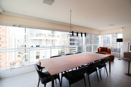 Sala de apartamento à venda com 3 quartos, 161m² em Vila Nova Conceição, São Paulo
