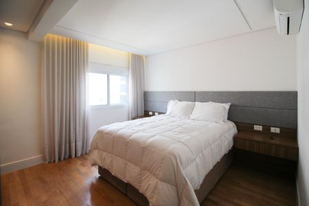 Apartamento à venda com 161m², 3 quartos e 3 vagas Apartamento à venda com 161m², 3 quartos e 3 vagasSuíte 2