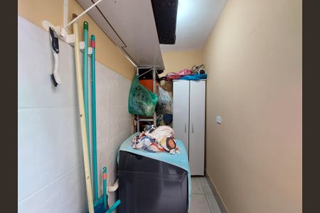 Casa à venda com 196m², 3 quartos e 1 vaga Casa à venda com 196m², 3 quartos e 1 vagaÁrea de Serviço