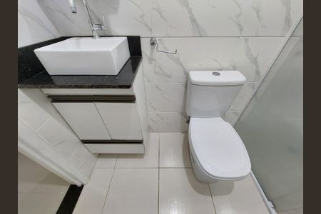 Casa à venda com 196m², 3 quartos e 1 vaga Casa à venda com 196m², 3 quartos e 1 vagaBanheiro Casa 2