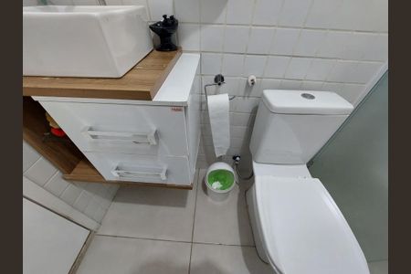 Casa à venda com 196m², 3 quartos e 1 vaga Casa à venda com 196m², 3 quartos e 1 vagaBanheiro