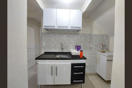 Casa à venda com 196m², 3 quartos e 1 vaga Casa à venda com 196m², 3 quartos e 1 vagaCozinha Casa 2