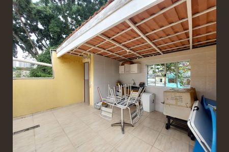 Casa à venda com 196m², 3 quartos e 1 vaga Casa à venda com 196m², 3 quartos e 1 vagaÁrea de Lazer