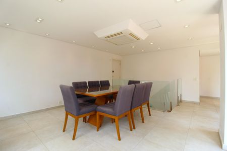 Apartamento para alugar com 200m², 2 quartos e 2 vagasSala Cobertura