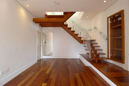 Sala de apartamento para alugar com 2 quartos, 200m² em Itaim Bibi, São Paulo