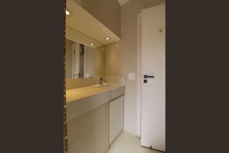 Apartamento para alugar com 200m², 2 quartos e 2 vagasBanheiro da Suíte 1