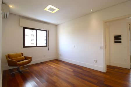 Apartamento para alugar com 200m², 2 quartos e 2 vagasQuarto 2 - Suíte