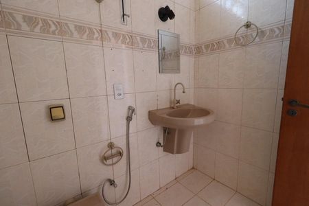 Lavabo de casa para alugar com 3 quartos, 300m² em Jardim California, Ribeirão Preto