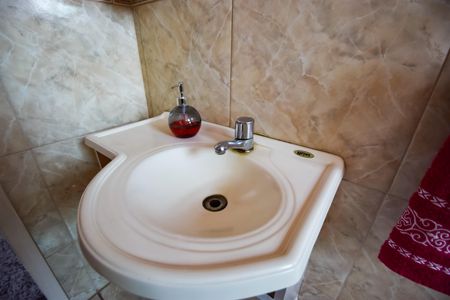 Casa de condomínio à venda com 40m², 3 quartos e 1 vaga Casa de condomínio à venda com 40m², 3 quartos e 1 vagaBanheiro Social
