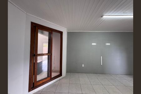 Casa à venda com 70m², 2 quartos e 2 vagas Casa à venda com 70m², 2 quartos e 2 vagasCozinha