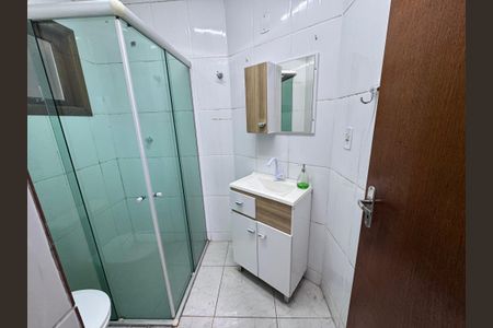 Casa à venda com 70m², 2 quartos e 2 vagas Casa à venda com 70m², 2 quartos e 2 vagasBanheiro Social