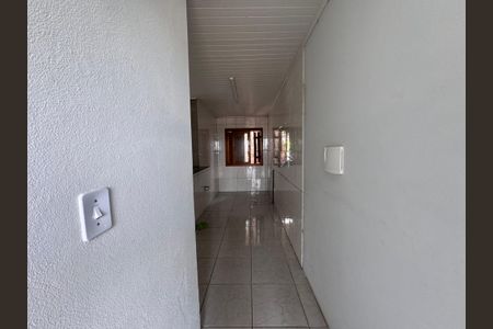 Casa à venda com 70m², 2 quartos e 2 vagas Casa à venda com 70m², 2 quartos e 2 vagasCozinha