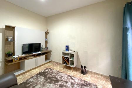 Sala de casa para alugar com 2 quartos, 35m² em Paraíso, Belo Horizonte