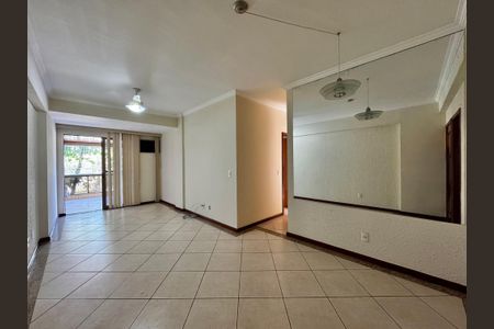 Sala de apartamento para alugar com 3 quartos, 110m² em Recreio dos Bandeirantes, Rio de Janeiro