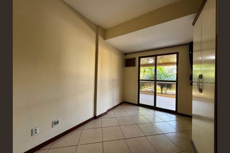 Quarto 1 de apartamento para alugar com 3 quartos, 110m² em Recreio dos Bandeirantes, Rio de Janeiro