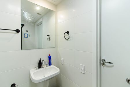 Studio à venda com 21m², 1 quarto e sem vaga Studio à venda com 21m², 1 quarto e sem vagaBanheiro
