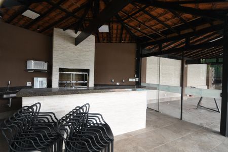 Casa de condomínio para alugar com 300m², 4 quartos e 6 vagasÁrea comum - Churrasqueira