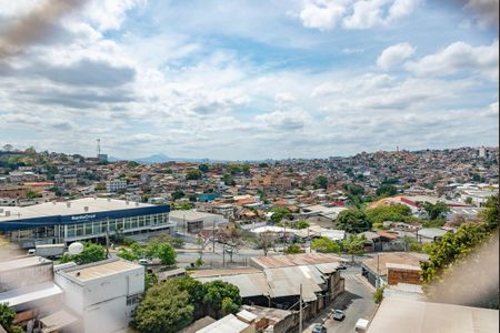 Varanda da Sala de apartamento à venda com 3 quartos, 70m² em Vila Amaral, Belo Horizonte