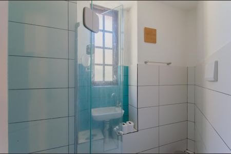 Banheiro Social de casa para alugar com 1 quarto, 40m² em Vila Mariana, São Paulo