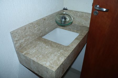 Casa de condomínio para alugar com 137m², 3 quartos e 2 vagasLavabo