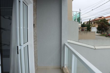 Casa de condomínio para alugar com 137m², 3 quartos e 2 vagasSacada