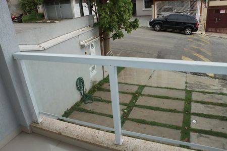 Casa de condomínio para alugar com 137m², 3 quartos e 2 vagasSacada