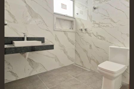 Casa à venda com 89m², 3 quartos e 2 vagasBanheiro Social