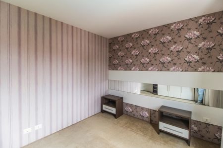 Casa de condomínio para alugar com 340m², 4 quartos e 2 vagasSuíte 2