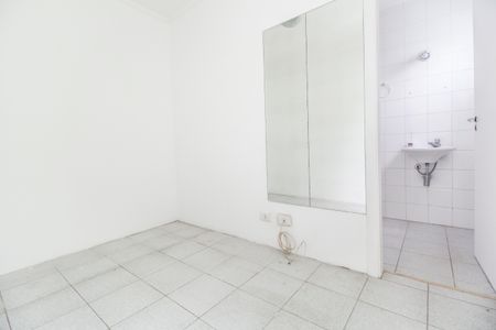 Casa de condomínio para alugar com 340m², 4 quartos e 2 vagasBanheiro de Serviço