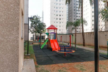 Apartamento à venda com 46m², 2 quartos e 1 vaga Apartamento à venda com 46m², 2 quartos e 1 vagaÁrea comum - Playground