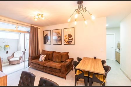 Sala de apartamento à venda com 2 quartos, 120m² em Ana Lucia, Belo Horizonte