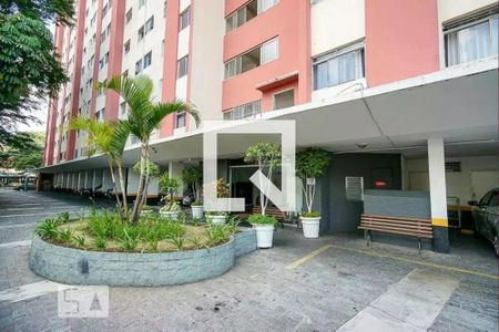 Apartamento à venda com 47m², 2 quartos e sem vagaÁrea comum