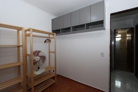 Quarto 2 de apartamento para alugar com 3 quartos, 62m² em Conjunto Habitacional Barreira Grande, São Paulo