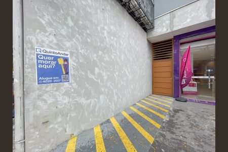 Casa para alugar com 30m², 2 quartos e sem vaga Casa para alugar com 30m², 2 quartos e sem vagaFachada