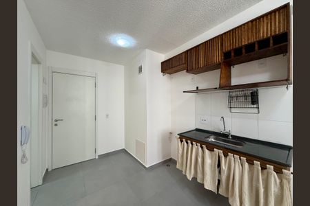 Sala/Cozinha de apartamento à venda com 1 quarto, 24m² em Santo Amaro, São Paulo