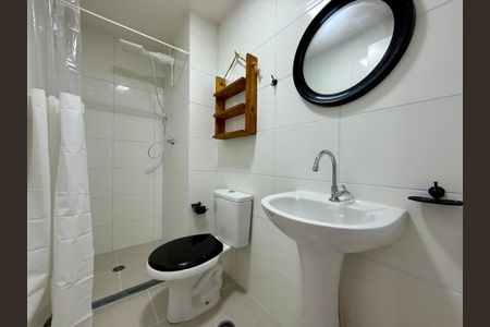 Apartamento à venda com 24m², 1 quarto e sem vaga Apartamento à venda com 24m², 1 quarto e sem vagaBanheiro Social