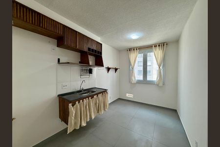 Sala/Cozinha de apartamento à venda com 1 quarto, 24m² em Santo Amaro, São Paulo