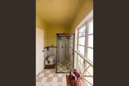 Casa de condomínio à venda com 333m², 3 quartos e 4 vagas Casa de condomínio à venda com 333m², 3 quartos e 4 vagasBanheiro da Suíte