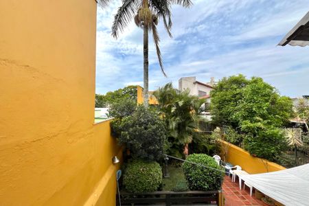 Casa à venda com 358m², 5 quartos e 4 vagas Casa à venda com 358m², 5 quartos e 4 vagasVaranda Quarto 1-Casa 2