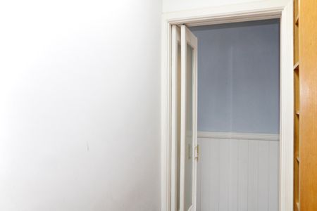 Casa de condomínio para alugar com 250m², 3 quartos e 2 vagasCloset